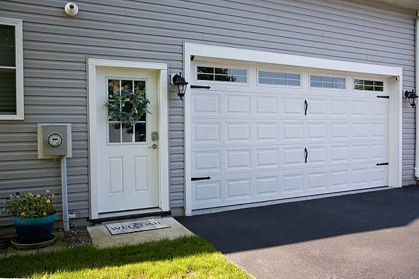 24/7 Emergency Garage Door Panel Replacement experts in Clarksburg, WV